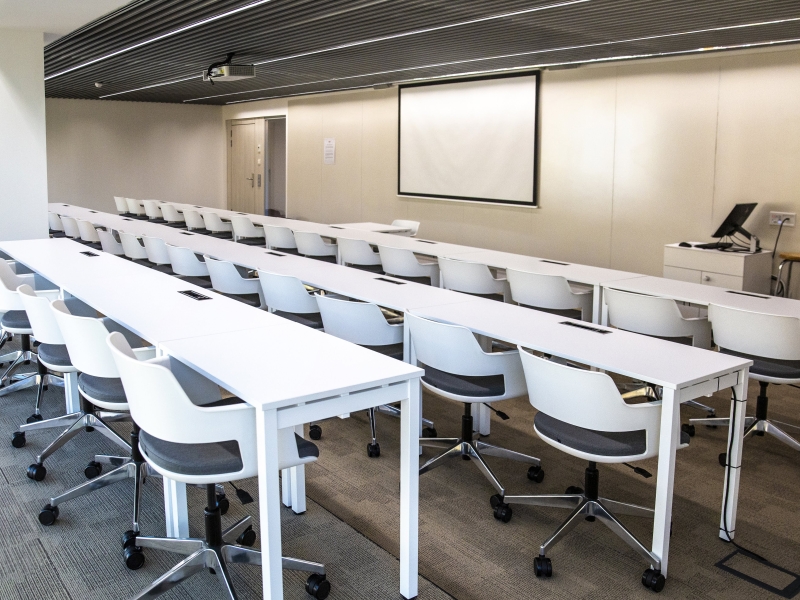 EADA Business School Barcelona (3)
