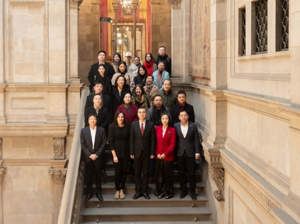 Barcelona es prepara per a l'Any Nou Xinès 2025, l'Any de la Serp Barcelona es prepara per a l'Any Nou Xinès 2025, l'Any de la Serp